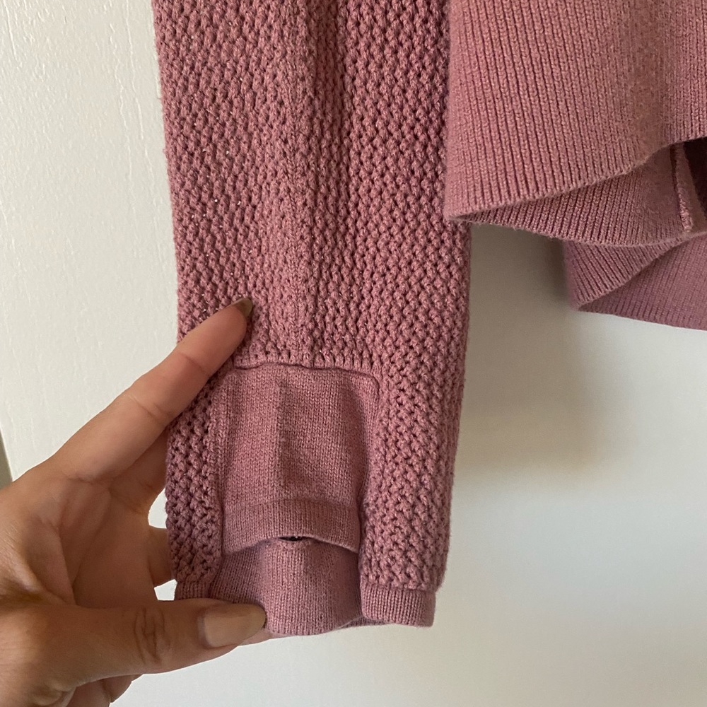 Lululemon pink sweater - Picture 7 of 8